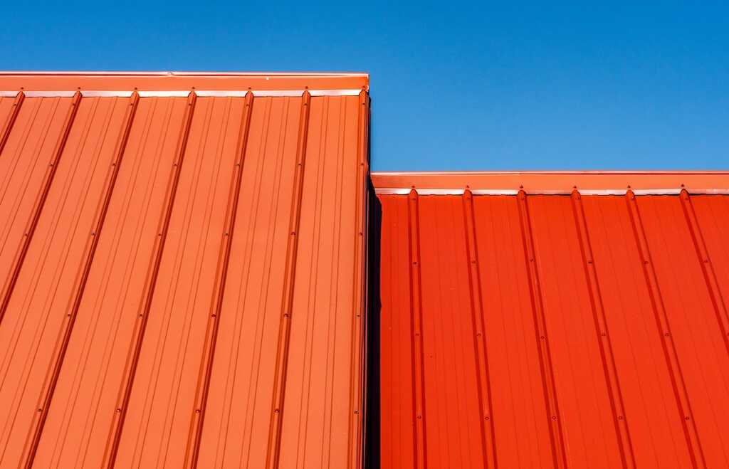 how to paint a metal roof