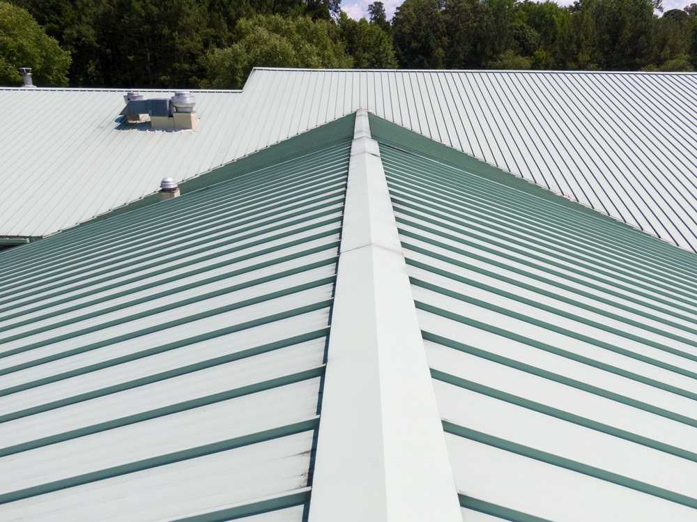 Top Benefits of Commercial Metal Roofing Systems