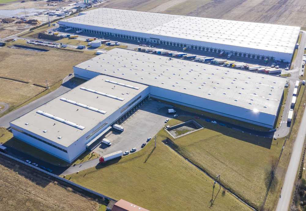Commercial Roofing Tips for Long-Lasting Roofs